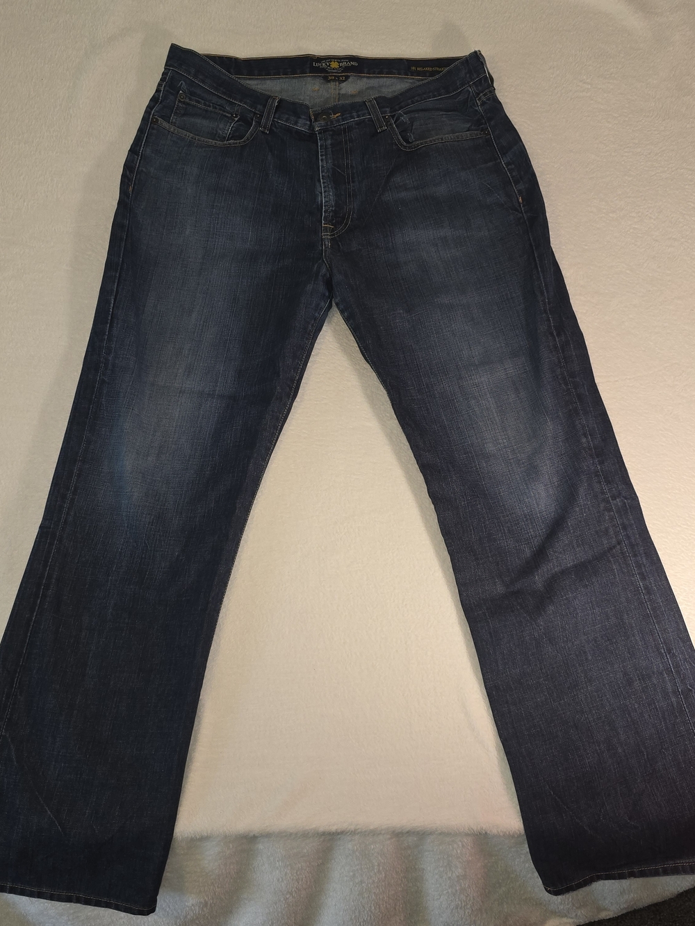 Lucky Brand Men’s Jeans 38x32 Relaxed Straight Blue Denim Dark Wash 181 American